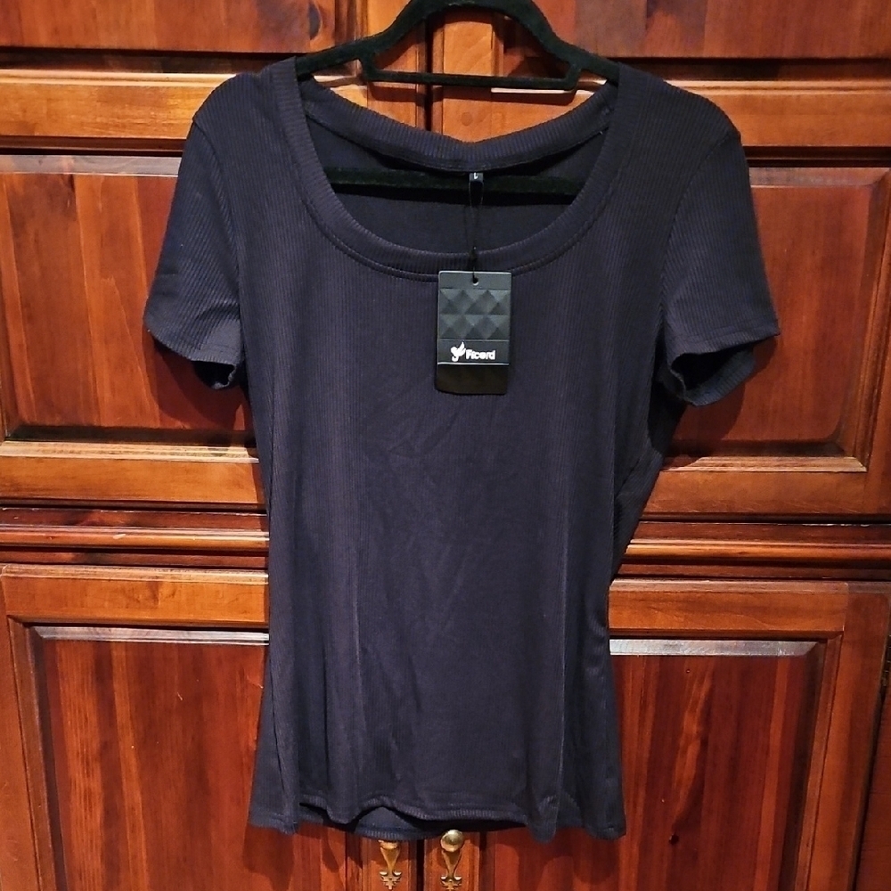 Black Textured Short Seeve Top, Sz L, NWT!